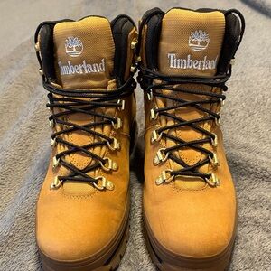 NWOT Timberland Women's Euro Hiker Waterproof Brown Boots Sz 9